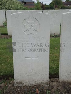 BROWN'S ROAD MILITARY CEMETERY, FESTUBERT - AMPHLETT MORTON, JAMES FAIRFAX